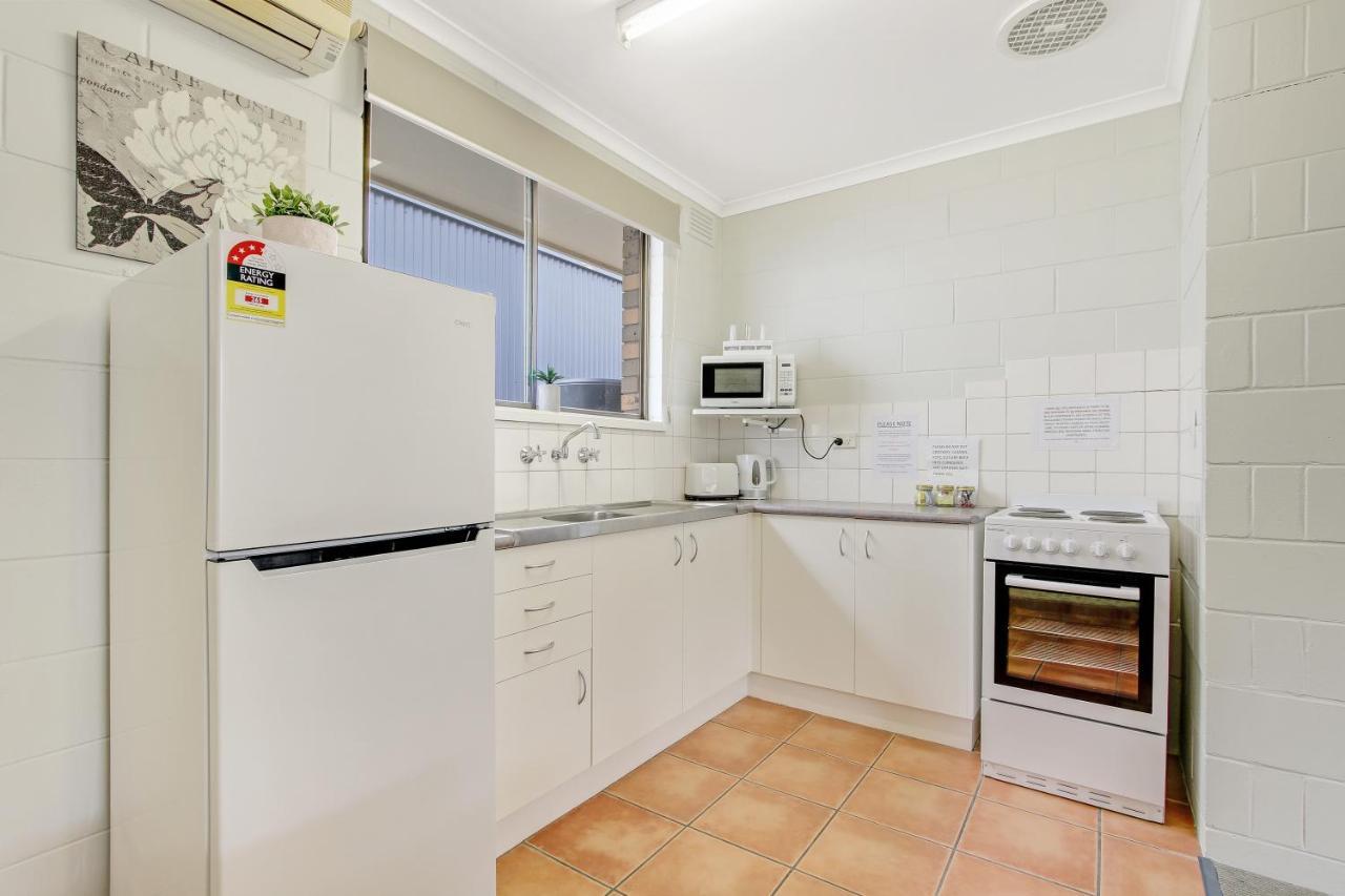 Hybiscus Waterfront Apartments Lakes Entrance Dış mekan fotoğraf