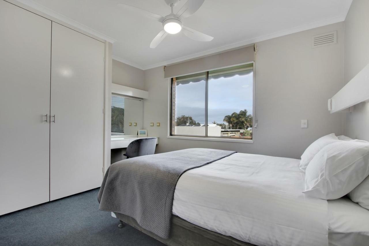 Hybiscus Waterfront Apartments Lakes Entrance Dış mekan fotoğraf